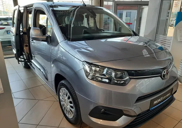 samochody osobowe Toyota Proace City Verso cena 135300 przebieg: 6, rok produkcji 2024 z Goniądz